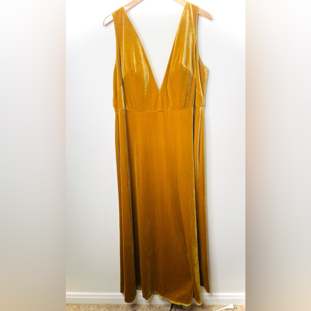 Jenny Yoo Velvet Logan Dress Size 20 Marigold - Picture 6 of 9